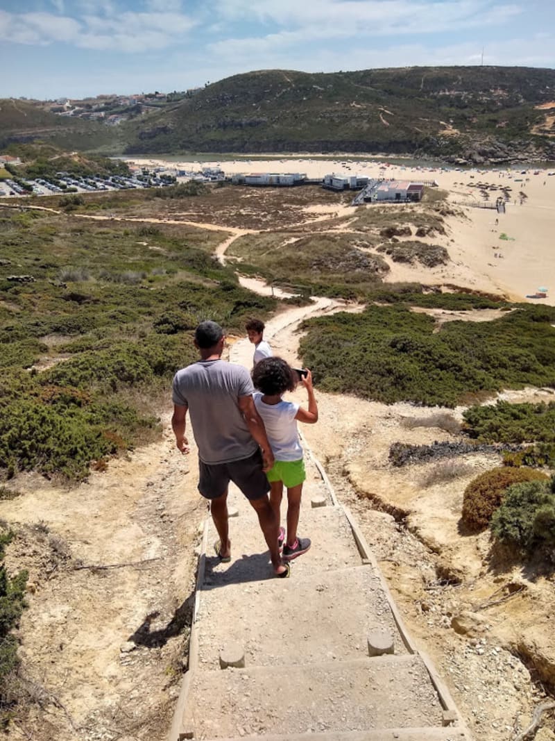 Praia Foz do Lizandro Ericeira escadas