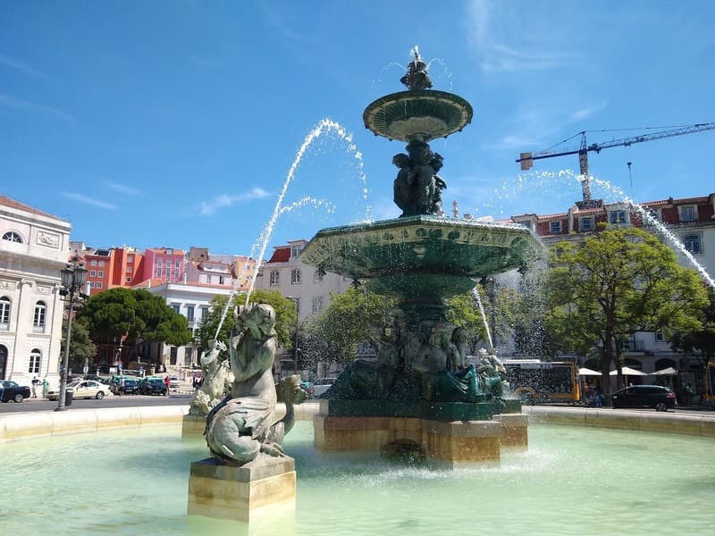 Figuras mitologicas rossio Lisboa